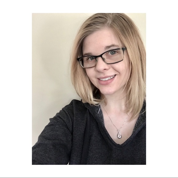 Meet your Posher, Kaitlyn - Picture 2 of 3